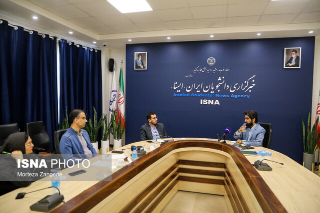 رسانه‌ها بخواهند وسط بازی دربیاورند حذف می‌شوند