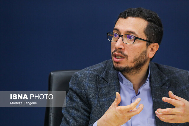 رسانه‌ها بخواهند وسط بازی دربیاورند حذف می‌شوند