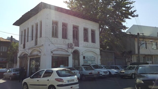 بی خانمانان، آتش به جان عمارت قجری سیف انداختند