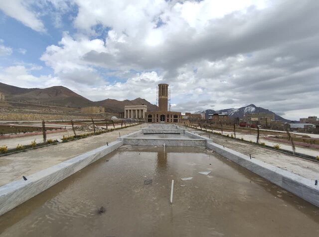 سفر ارزان به نخستین پارک مینیاتوری خاورمیانه در همدان