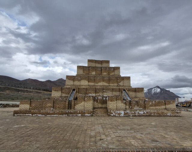 سفر ارزان به نخستین پارک مینیاتوری خاورمیانه در همدان