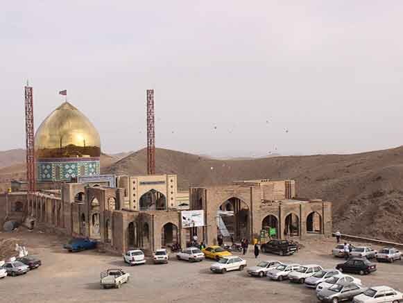 گشت و گزاری در آستانه بی‌بی زینب خاتون سربیشه