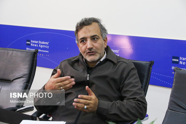 بررسی چالش‌های اقتصادی روز ایران ‌در گفت و گو با دو اقتصاددان 