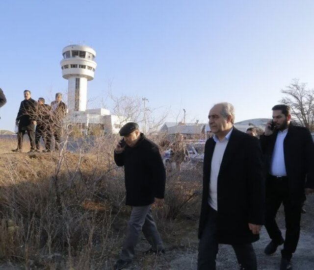 بازدید اعضای کمیسیون عمران مجلس شورای اسلامی و مسئولان استانی از پروژه‌های آذربایجان شرقی